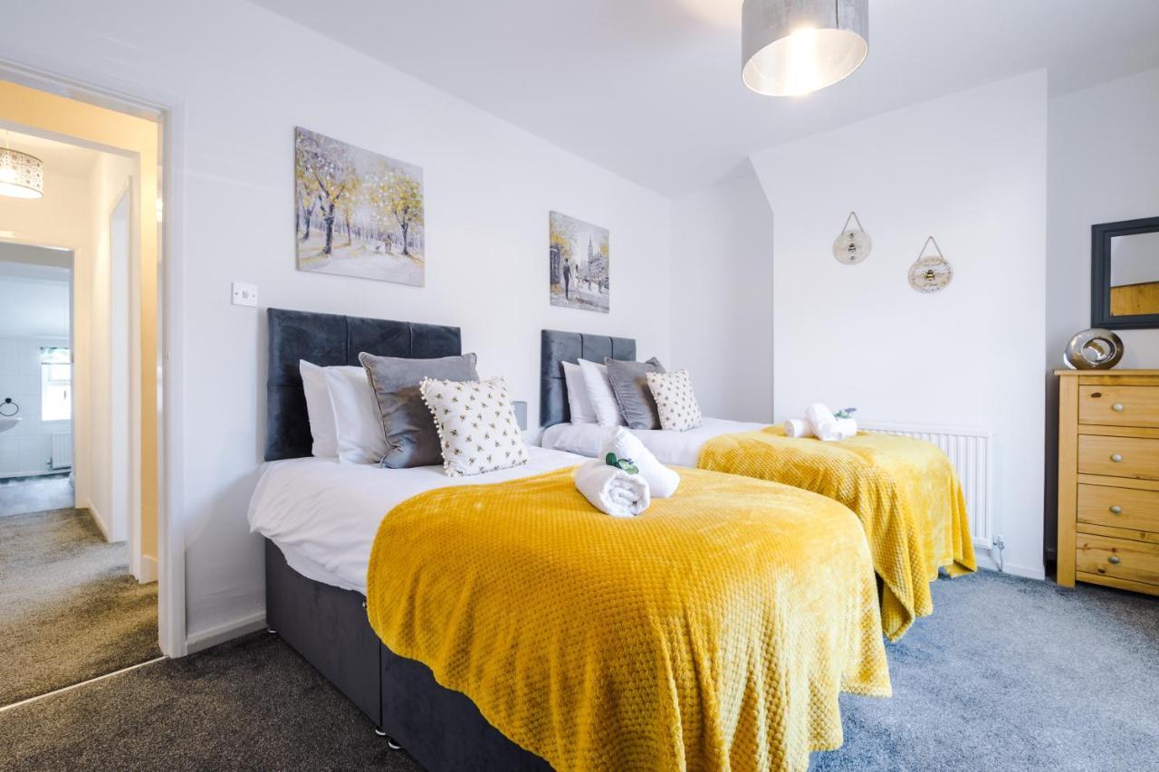 Spacious 2-Bed City-Centre Cottage In Chester By 53 Degrees Property - Ideal For Groups & Couples - Sleeps 6 Exterior foto